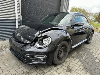 Damaged car Volkswagen Beetle 2.0 TDI R-LINE/ NAVI / MFS / CLIMATE 2014/12