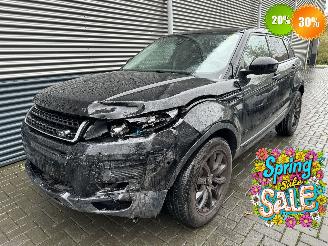 Damaged car Land Rover Range Rover Evoque SDV4 BLACKPACK NAVI/CLIMA/CAMERA/XENON-LED/ HSE 2019/4