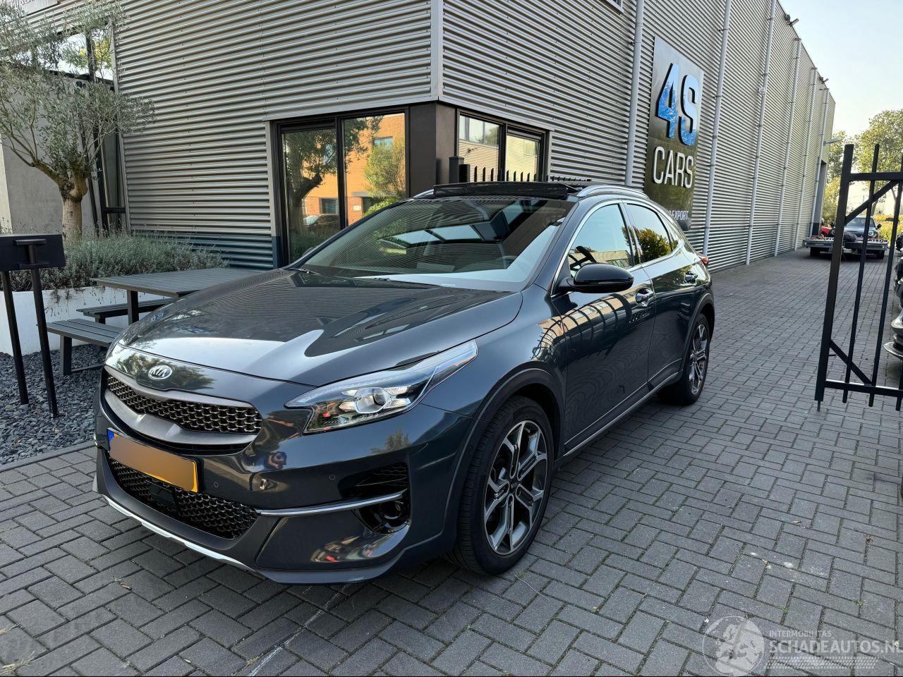 Kia Xceed T-GDI DAMAGE FREE / FULL OPTIONS!