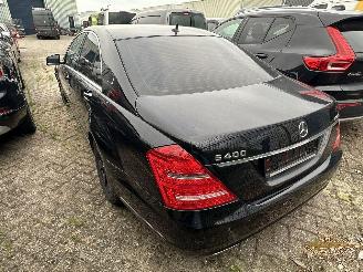Mercedes S-klasse S400 HYBRID/NAVI/CAMERA/LUCHTVERING/LED/MASSAGE/SIDE-ASSIST/VOL! picture 4