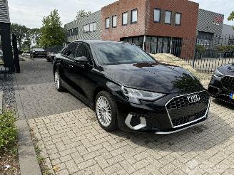 Audi A3 1.5 35TFSI S-LINE LEDER/NAVI/CRUISE/ASSIST/LED MATRIX/ VOL RIJDBAAR! picture 3