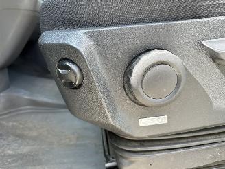 Volkswagen Crafter 2.0 TDI L4H3 SCHADEVRIJ | LAADKLEP | 360CAM | SPOT-ASSIST | APP-CONNECT DAMAGE FREE NL KENTEKEN! picture 11