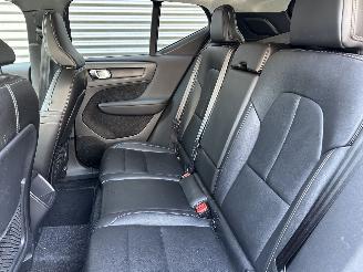 Volvo XC40 1.5 T3 R-Design NAVI/LED/CAMERA/FULL ASSIST/LEDER/VOL OPTIES! picture 9