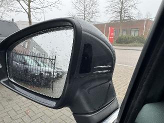 Volkswagen Tiguan 1.4 TSI DSG 4-MOTION SCHADEVRIJ/PANO/TREKHAAK/SIDE-ASSIST/FULL OPTIONS! picture 14