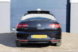 Volkswagen Passat 1.4 TSI ACT 3X R-LINE PANO/LEDER/LED/NAVI/CLIMA SCHADEVRIJ/DAMAGEDFREE picture 23