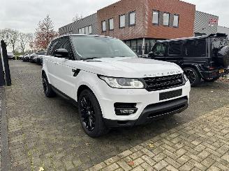 damaged passenger cars Land Rover Range Rover sport 3.0 TDV6 AUTOBIOGRAPY / FULL DRIVABLE / NEW SERVICE / 2015/9
