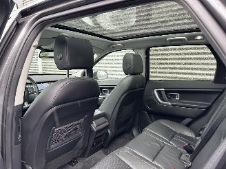Land Rover Discovery Sport 2.0 TD4 PANO/CAMERA/LEDER/TREKHAAK/MERIDIAN/LED/RIJDBAAR! picture 12