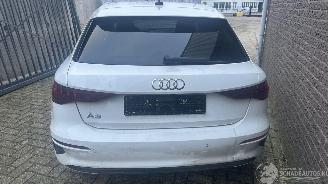 Audi A3 1.5 TFSI S -Tronic/MATRIX LED/NAVI/CLIMA/PDC/ picture 7