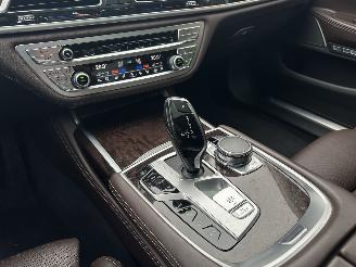 BMW 7-serie 740e LWB i-Performance / Full Options SCHADEVRIJ/ DAMAGED FREE/UNFALL FREI ! picture 25