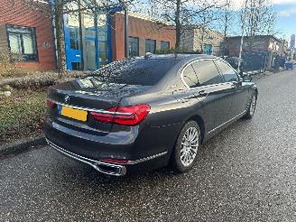BMW 7-serie 740e LWB i-Performance / Full Options SCHADEVRIJ/ DAMAGED FREE/UNFALL FREI ! picture 5