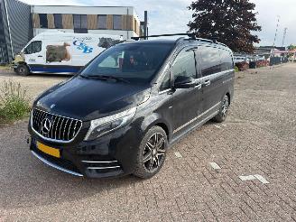 Mercedes V-klasse V250 4 MATIC FULL OPTIONS ORG NL AUTO AMG PAKKET picture 2