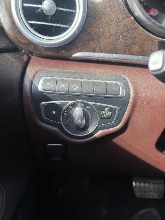 Mercedes V-klasse V250 4 MATIC FULL OPTIONS ORG NL AUTO AMG PAKKET picture 9