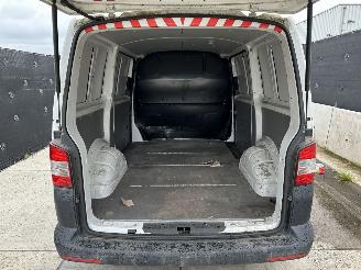 Volkswagen Transporter 2.0 TDI MINIMAL DRIVEABLE 2X SCHUIFDEUR DAMAGE 60.000KM! | AIRCO | CRUISE picture 8