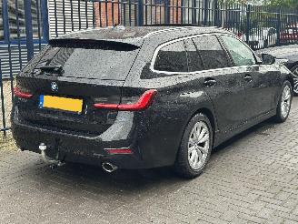 BMW 3-serie M Sport Line PANO/NAVI/LEDER/CLIMA/STOELVERW V+A VOL SCHADEVRIJ! picture 16