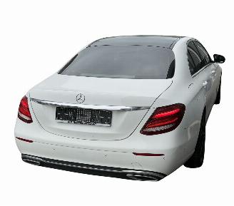 Mercedes E-klasse LED / CAMERA / NAVIGATIE / AMG VELGEN picture 7