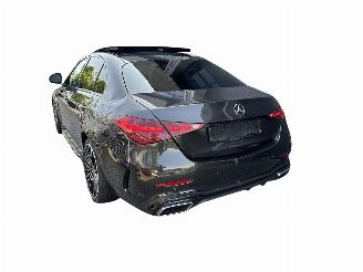 skadebil auto Mercedes C-klasse 180 AMG LINE / PANO / 360CAM / LED BEAM / NEW CAR! 2022/12