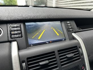 Land Rover Discovery Sport 2.0 TD4 PANO/CAMERA/LEDER/TREKHAAK/MERIDIAN/LED/RIJDBAAR! picture 14