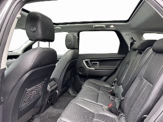 Land Rover Discovery Sport 2.0 TD4 PANO/CAMERA/LEDER/TREKHAAK/MERIDIAN/LED/RIJDBAAR! picture 9
