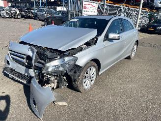 demontáž osobní automobily Mercedes A-klasse  2013/1