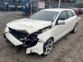 damaged passenger cars Mercedes A-klasse  2015/1