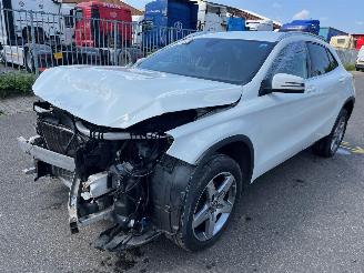  Mercedes GLA  2017/1