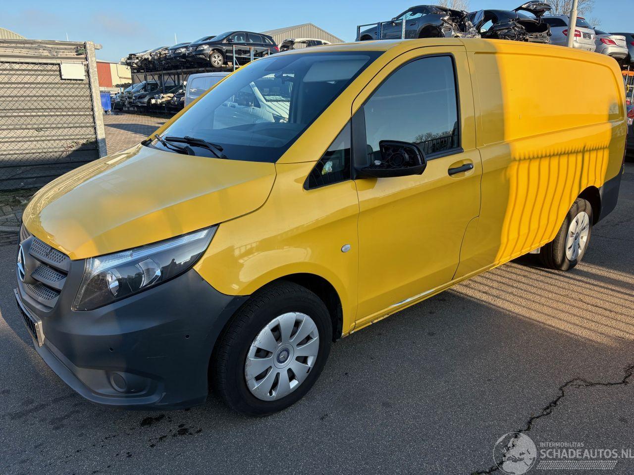 Mercedes Vito 