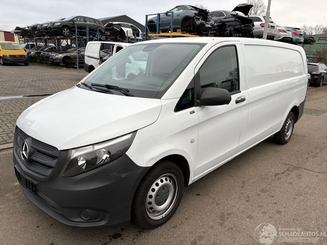 Mercedes Vito 