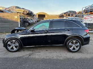 Mercedes GLC  picture 3