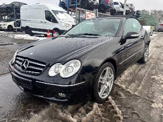 Démontage voiture Mercedes CLK w 209 2009/1
