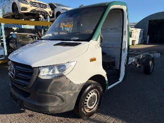 Uttjänta bilar bus Mercedes  W907 2021/12