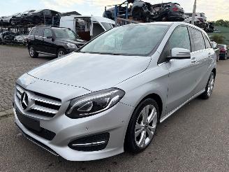 Coche siniestrado Mercedes B-klasse W246 2015/11
