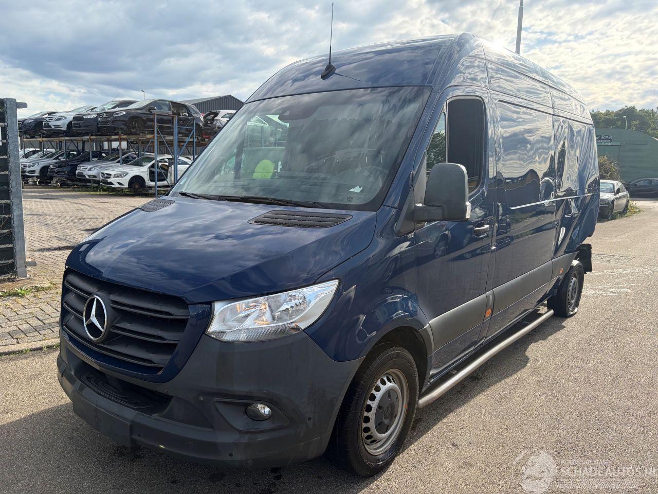 Mercedes Sprinter W907