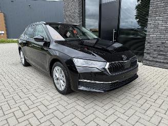 Skoda Octavia Combi NEW MOD.25! 2.0 TDI 150PK DSG7 Style picture 3