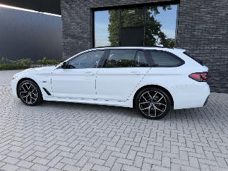 BMW 5-serie 530e Touring 292PK Steptronic M-Sport picture 16