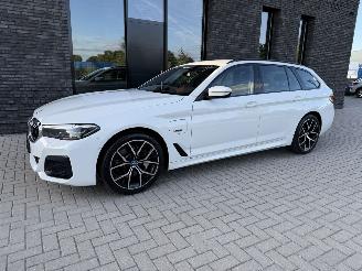 BMW 5-serie 530e Touring 292PK Steptronic M-Sport picture 2