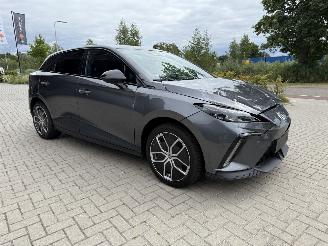 MG MG4 Electric 64kWh 204PK Aut. Luxury picture 7