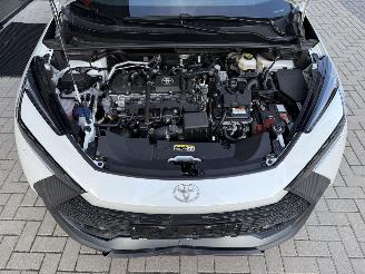 Toyota C-HR NEW! 1.8 Hybrid 140PK Aut. Dynamic picture 37
