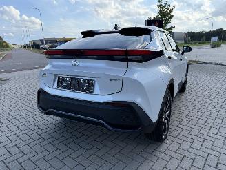Toyota C-HR NEW! 1.8 Hybrid 140PK Aut. Dynamic picture 11