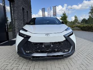 Toyota C-HR NEW! 1.8 Hybrid 140PK Aut. Dynamic picture 5
