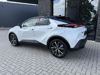 Toyota C-HR NEW! 1.8 Hybrid 140PK Aut. Dynamic picture 15