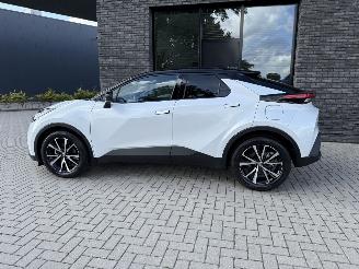 Toyota C-HR NEW! 1.8 Hybrid 140PK Aut. Dynamic picture 16