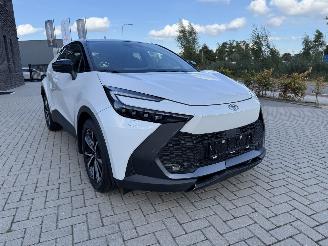 Toyota C-HR NEW! 1.8 Hybrid 140PK Aut. Dynamic picture 6