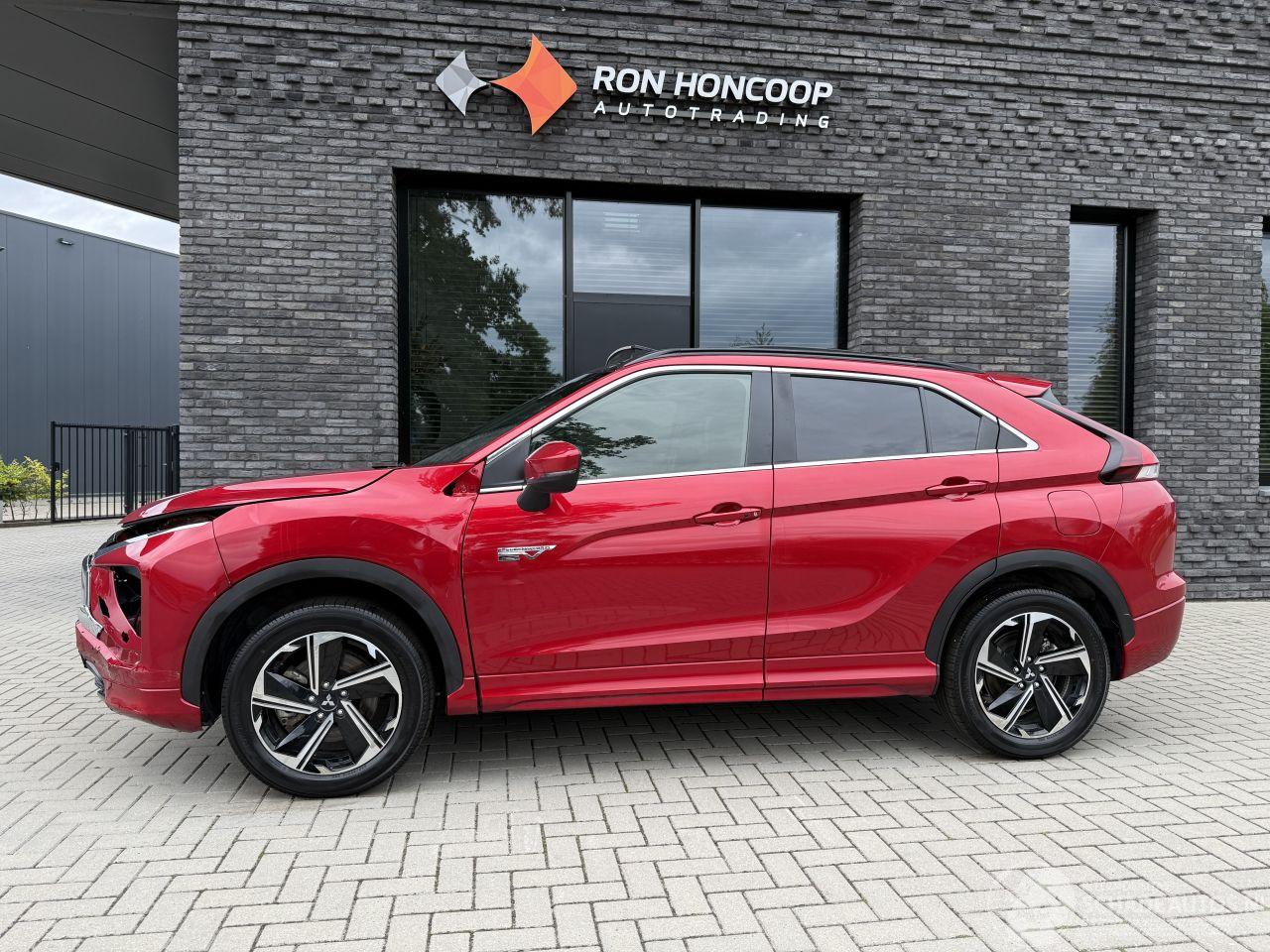 Mitsubishi Eclipse Cross 2.4 PHEV 138KW Aut. SPORT PANO LEDER FULL OPTIONS