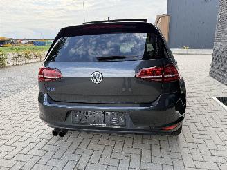 Volkswagen Golf GTE 1.4 TSI Hybrid 204PK DSG6 PANO CAM VOL! picture 12