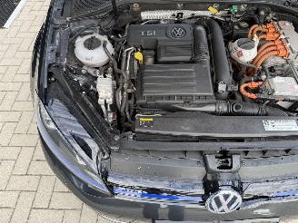 Volkswagen Golf GTE 1.4 TSI Hybrid 204PK DSG6 PANO CAM VOL! picture 38