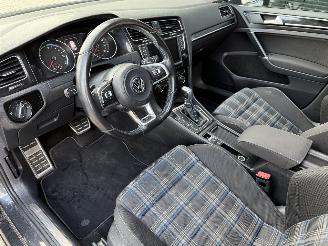Volkswagen Golf GTE 1.4 TSI Hybrid 204PK DSG6 PANO CAM VOL! picture 18
