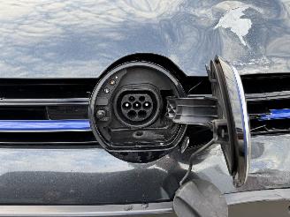 Volkswagen Golf GTE 1.4 TSI Hybrid 204PK DSG6 PANO CAM VOL! picture 40