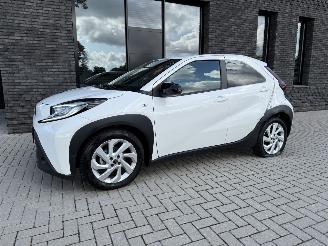 Toyota Aygo X 1.0 VVT-i 72PK S-CVT Aut. First APP CAM LM VOL! picture 13