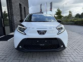 Toyota Aygo X 1.0 VVT-i 72PK S-CVT Aut. First APP CAM LM VOL! picture 16