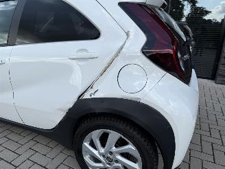 Toyota Aygo X 1.0 VVT-i 72PK S-CVT Aut. First APP CAM LM VOL! picture 31